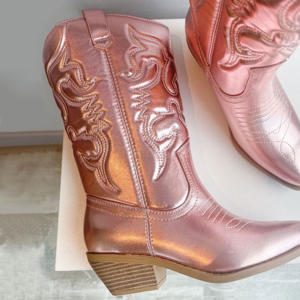 NEW๐ฅ Metallic Pink Embroidered Cowboy Cowgirl Western Mid-Calf Boots Block Heel - Picture 5 of 6